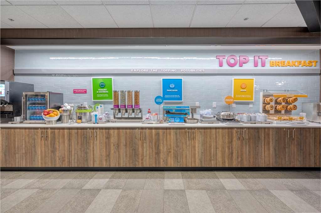 Tru By Hilton Indianapolis Lawrence, In Hotel Restaurant photo