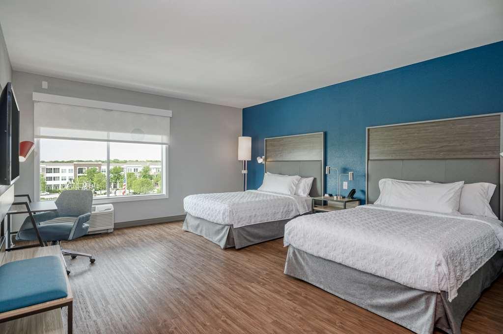 Tru By Hilton Indianapolis Lawrence, In Hotel Room photo